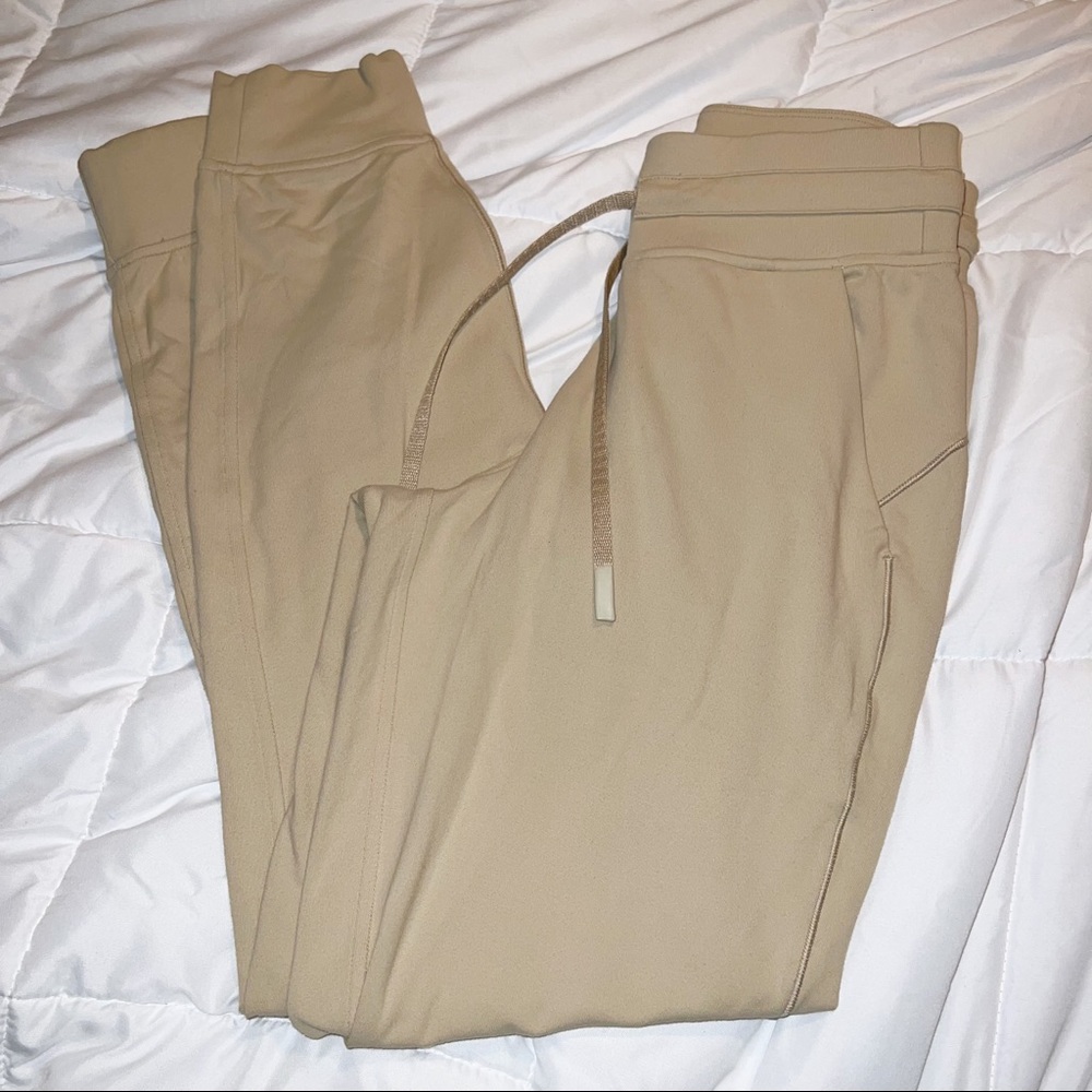 Lululemon ready to rulu HR jogger